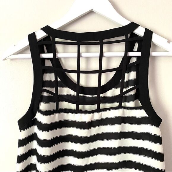 Forever21 striped sleeveless back lattice small Y2K - Picture 6 of 8